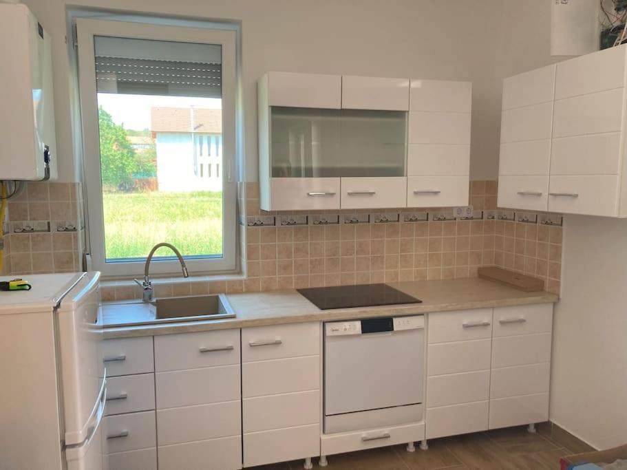 House With Parking Possibility Apartment